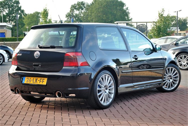 Van der Bij Auto's Veenwouden Volkswagen Golf IV R32 3.2 V6